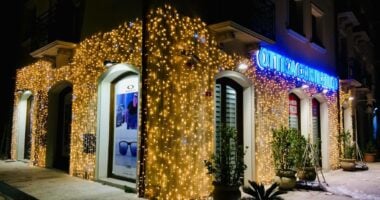 Illumina il tuo negozio: le luminarie per un Natale indimenticabile