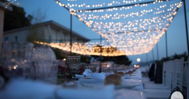 Tetto di luci: la magia di un cielo stellato per il tuo evento