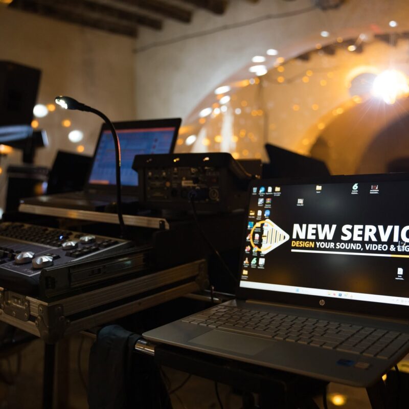 Impianti audio professionali per band e DJ set